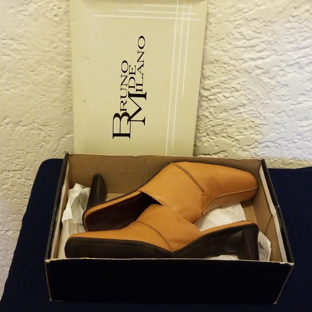 Camel shows by Bruno De Milano. Sz 8